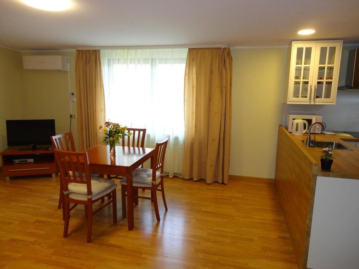 Old City Apartments รีกา ภายนอก รูปภาพ